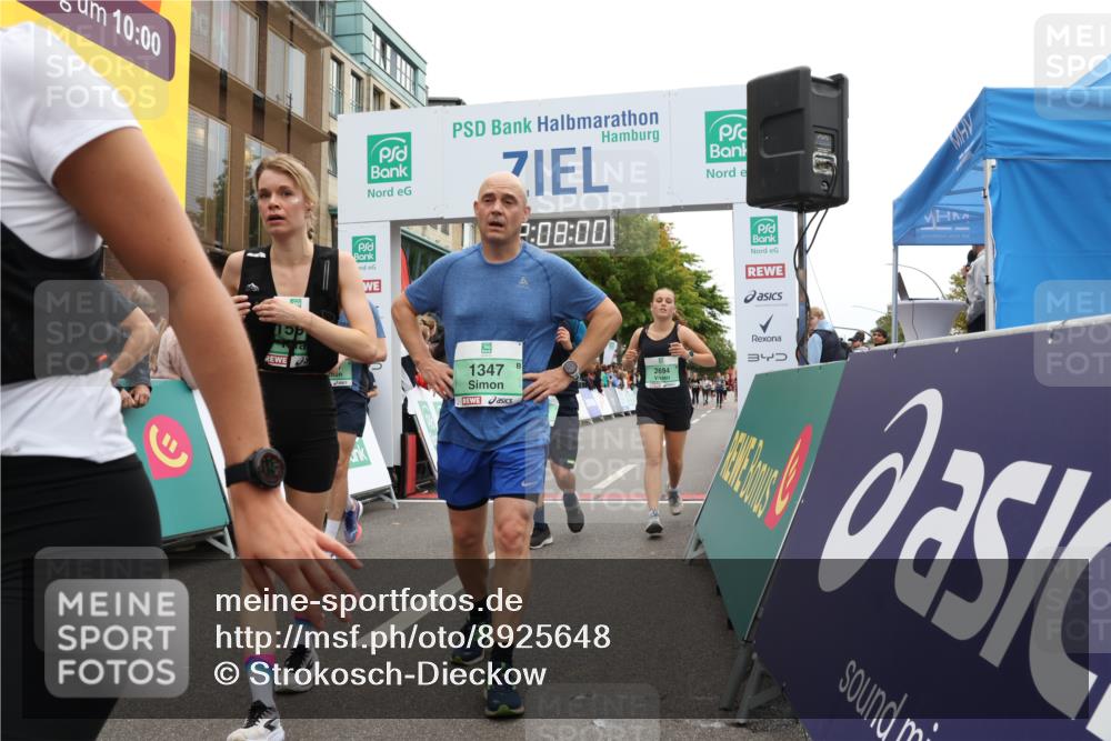 21.09.2025 - PSD Bank Halbmarathon Strokosch-Dieckow http://msf.ph/oto/8925648 21.09.2025 12:07:23 Ziel 1347, 2671, 2694, 2789, 3006, 3068, 3259 meine-sportfotos.de
