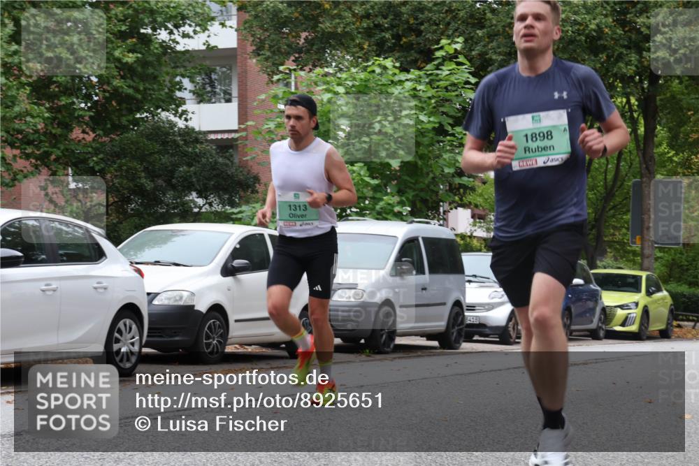 21.09.2025 - PSD Bank Halbmarathon Luisa Fischer http://msf.ph/oto/8925651 21.09.2025 11:24:59 Laufen 1313, 8418, 1898 meine-sportfotos.de