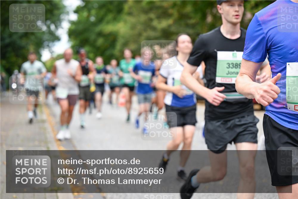 21.09.2025 - PSD Bank Halbmarathon Dr. Thomas Lammeyer http://msf.ph/oto/8925659 21.09.2025 10:44:48 Laufen 3389 meine-sportfotos.de