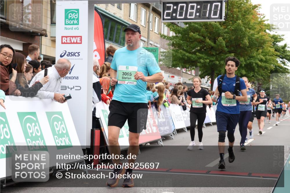 21.09.2025 - PSD Bank Halbmarathon Strokosch-Dieckow http://msf.ph/oto/8925697 21.09.2025 12:07:33 Ziel 1686, 2864, 2942, 3065, 3393, 3692, 4003 meine-sportfotos.de