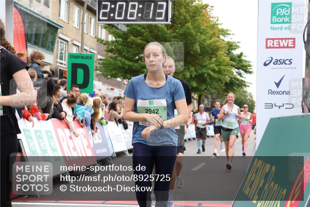 21.09.2025 - PSD Bank Halbmarathon Strokosch-Dieckow http://msf.ph/oto/8925725 21.09.2025 12:07:36 Ziel 1686, 2532, 2864, 2942, 2949, 3065, 3222, 3393, 3407, 3692, 4003 meine-sportfotos.de