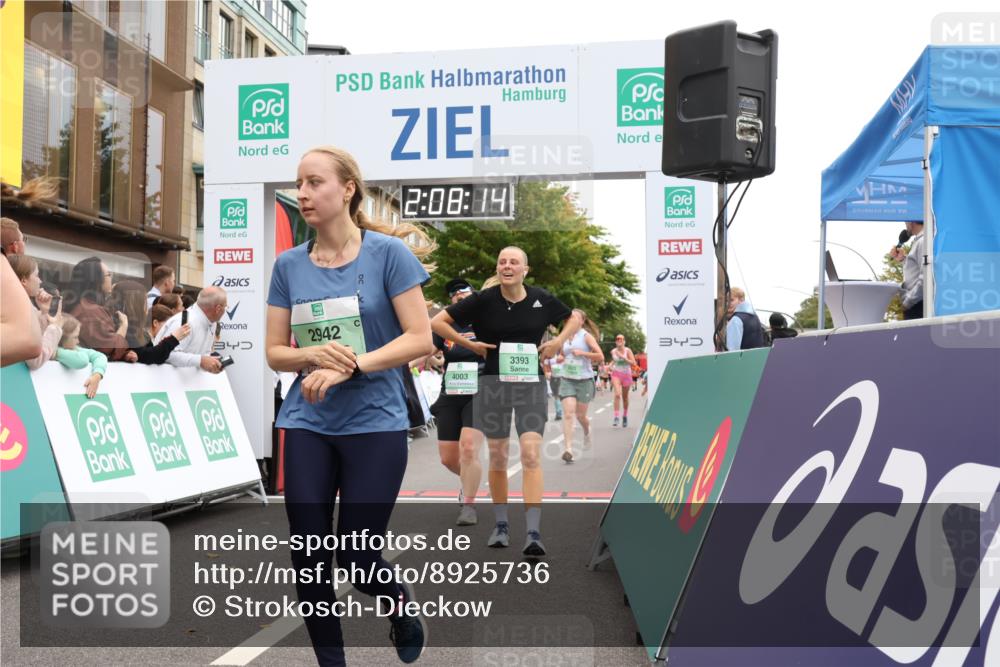 21.09.2025 - PSD Bank Halbmarathon Strokosch-Dieckow http://msf.ph/oto/8925736 21.09.2025 12:07:37 Ziel 1686, 2532, 2864, 2942, 2949, 3065, 3222, 3393, 3407, 3692, 4003 meine-sportfotos.de