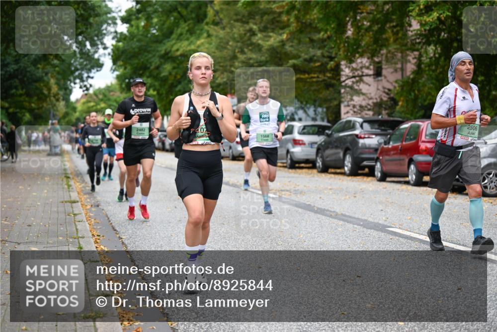 21.09.2025 - PSD Bank Halbmarathon Dr. Thomas Lammeyer http://msf.ph/oto/8925844 21.09.2025 10:45:03 Laufen 2482, 407, 1568, 2506 meine-sportfotos.de
