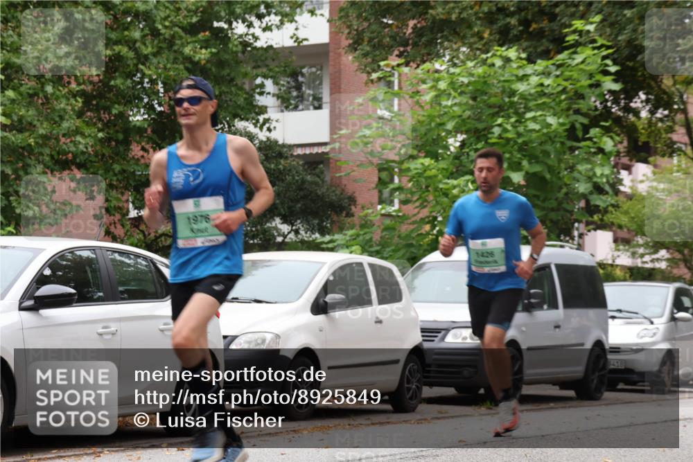 21.09.2025 - PSD Bank Halbmarathon Luisa Fischer http://msf.ph/oto/8925849 21.09.2025 11:26:01 Laufen 1976, 1426 meine-sportfotos.de