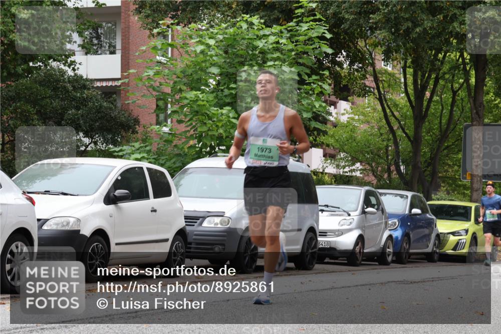 21.09.2025 - PSD Bank Halbmarathon Luisa Fischer http://msf.ph/oto/8925861 21.09.2025 11:26:06 Laufen 1973, 3418 meine-sportfotos.de