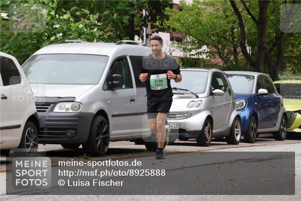 21.09.2025 - PSD Bank Halbmarathon Luisa Fischer http://msf.ph/oto/8925888 21.09.2025 11:26:24 Laufen 2128, 3418 meine-sportfotos.de