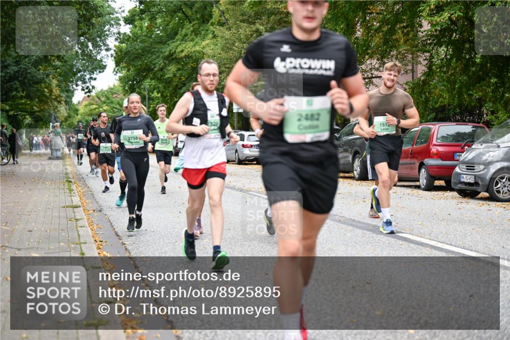 21.09.2025 - PSD Bank Halbmarathon Dr. Thomas Lammeyer http://msf.ph/oto/8925895 21.09.2025 10:45:06 Laufen 14811, 2758, 2210, 329, 2482, 1512, 4915 meine-sportfotos.de
