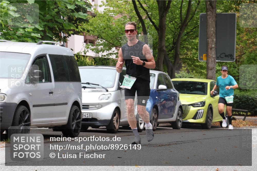 21.09.2025 - PSD Bank Halbmarathon Luisa Fischer http://msf.ph/oto/8926149 21.09.2025 11:27:47 Laufen 3418, 1928, 2095, 1425 meine-sportfotos.de