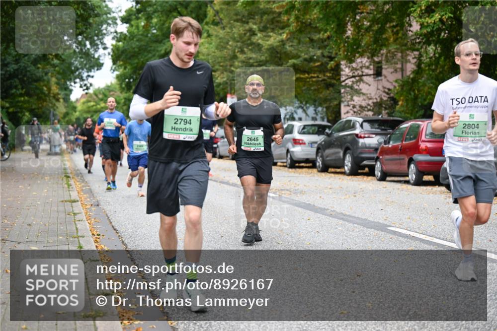 21.09.2025 - PSD Bank Halbmarathon Dr. Thomas Lammeyer http://msf.ph/oto/8926167 21.09.2025 10:45:24 Laufen 2389, 2794, 2645, 2804 meine-sportfotos.de