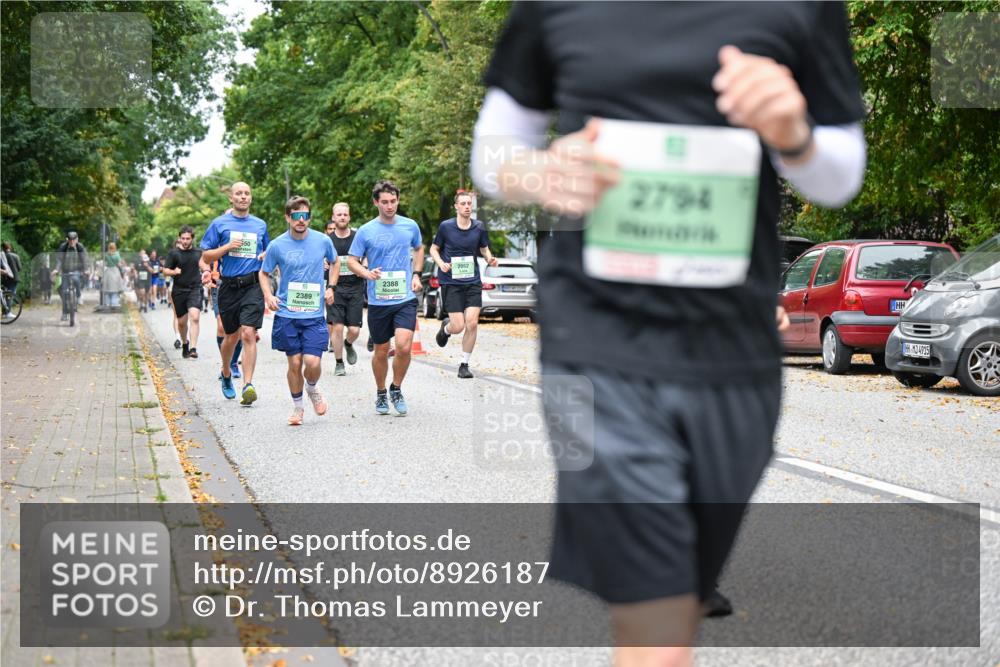 21.09.2025 - PSD Bank Halbmarathon Dr. Thomas Lammeyer http://msf.ph/oto/8926187 21.09.2025 10:45:26 Laufen 50, 2952, 2388, 2389, 2794, 4915 meine-sportfotos.de