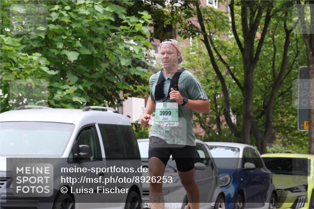 21.09.2025 - PSD Bank Halbmarathon Luisa Fischer http://msf.ph/oto/8926253 21.09.2025 11:28:24 Laufen 841, 3999 meine-sportfotos.de