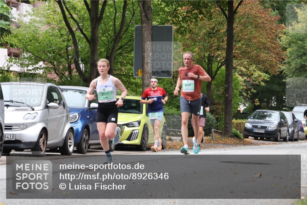 21.09.2025 - PSD Bank Halbmarathon Luisa Fischer http://msf.ph/oto/8926346 21.09.2025 11:28:45 Laufen 3418, 2037, 1955, 3917, 2956 meine-sportfotos.de
