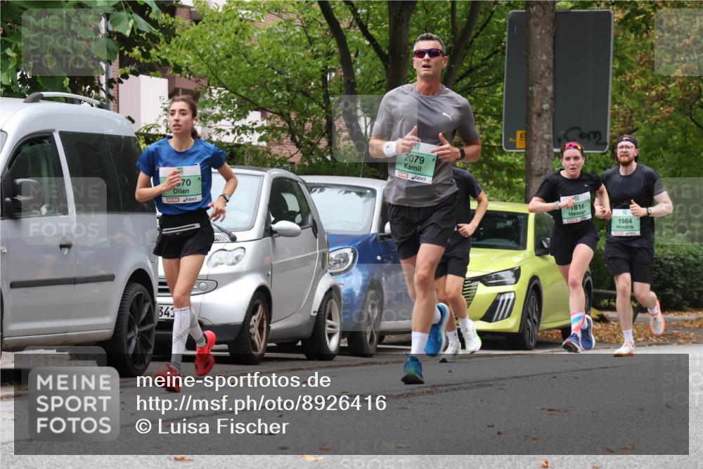 21.09.2025 - PSD Bank Halbmarathon Luisa Fischer http://msf.ph/oto/8926416 21.09.2025 11:29:09 Laufen 70, 343, 2079, 1816, 1984 meine-sportfotos.de