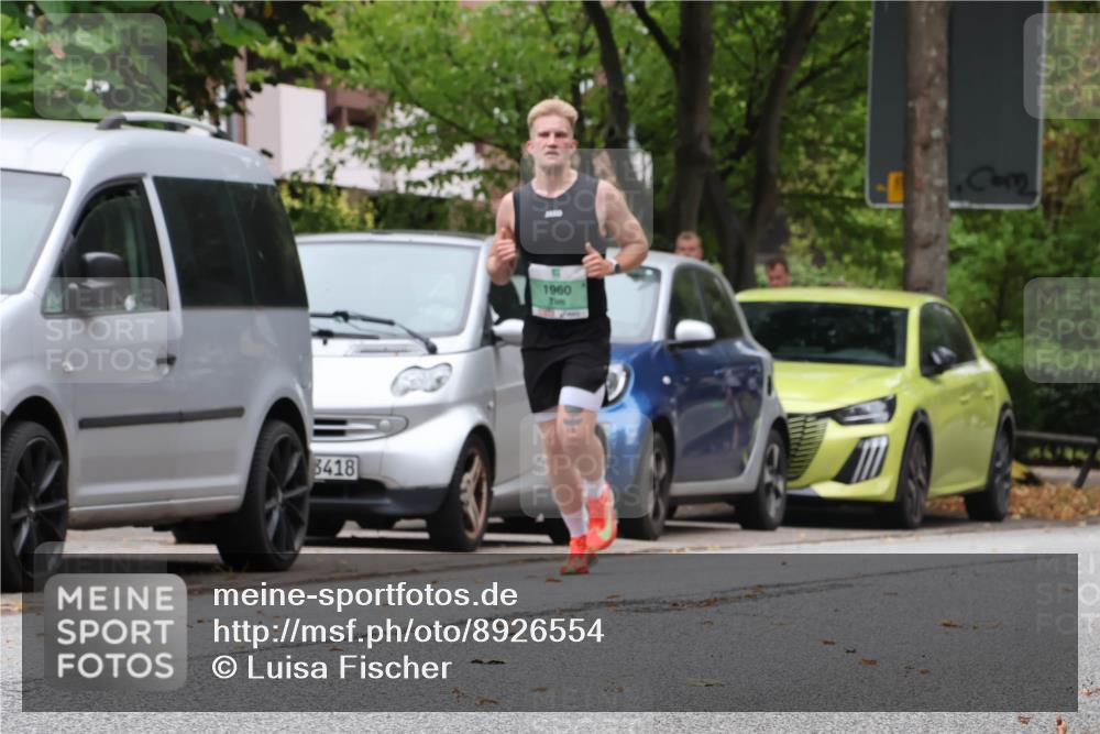 21.09.2025 - PSD Bank Halbmarathon Luisa Fischer http://msf.ph/oto/8926554 21.09.2025 11:29:48 Laufen 3418, 1960 meine-sportfotos.de