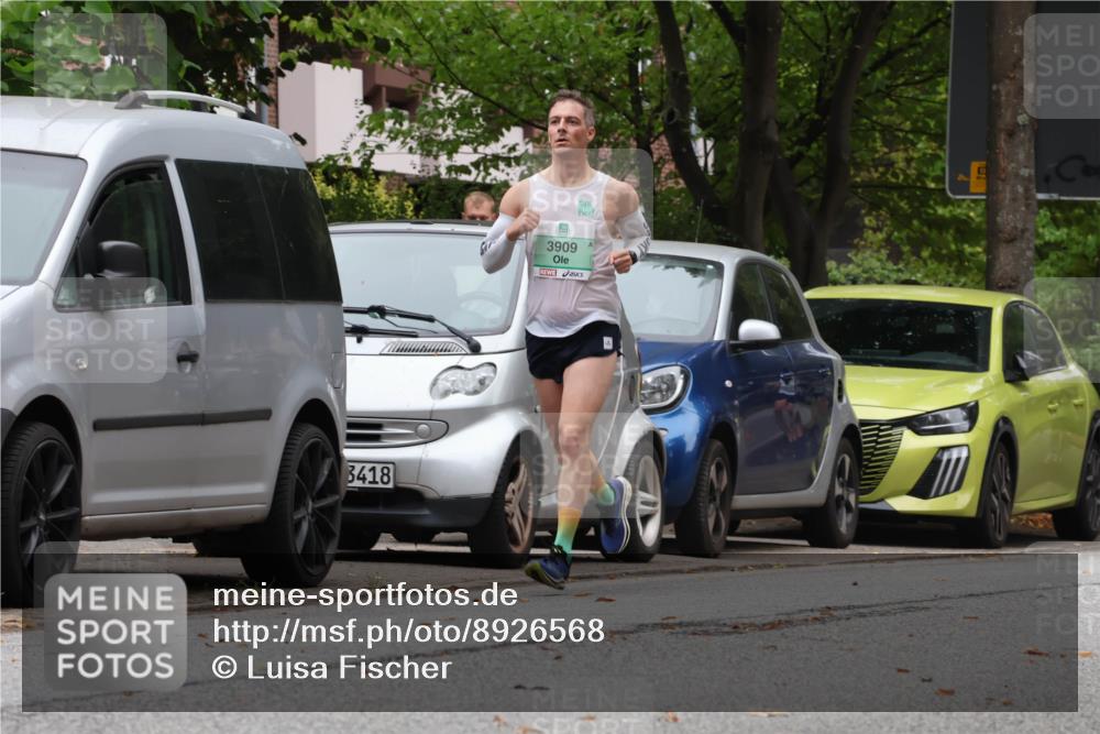 21.09.2025 - PSD Bank Halbmarathon Luisa Fischer http://msf.ph/oto/8926568 21.09.2025 11:29:53 Laufen 3418, 3909, 137 meine-sportfotos.de