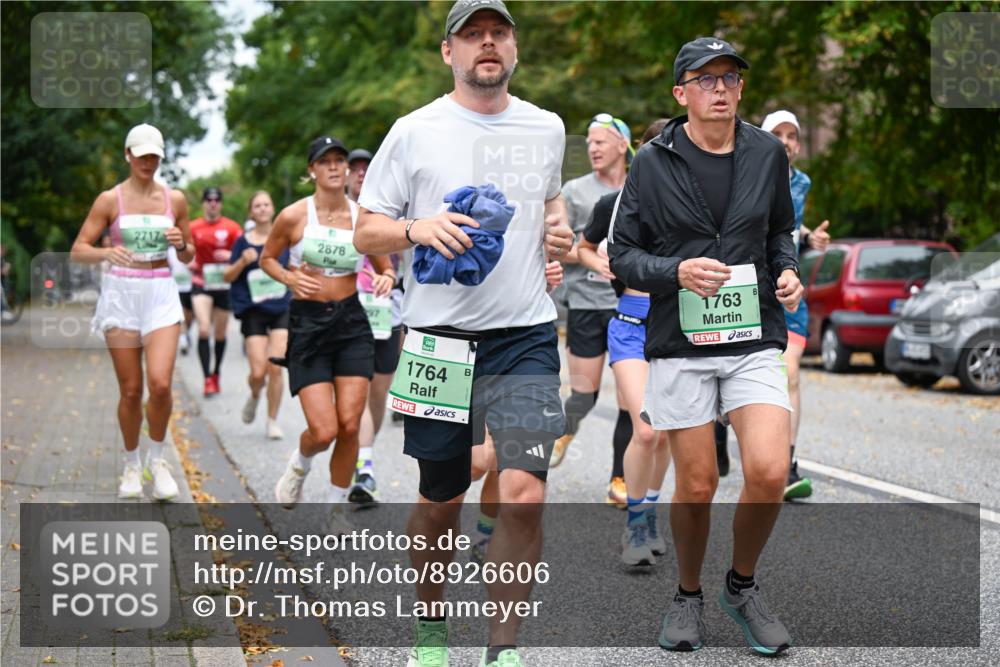 21.09.2025 - PSD Bank Halbmarathon Dr. Thomas Lammeyer http://msf.ph/oto/8926606 21.09.2025 10:45:58 Laufen 2878, 1764, 1763 meine-sportfotos.de