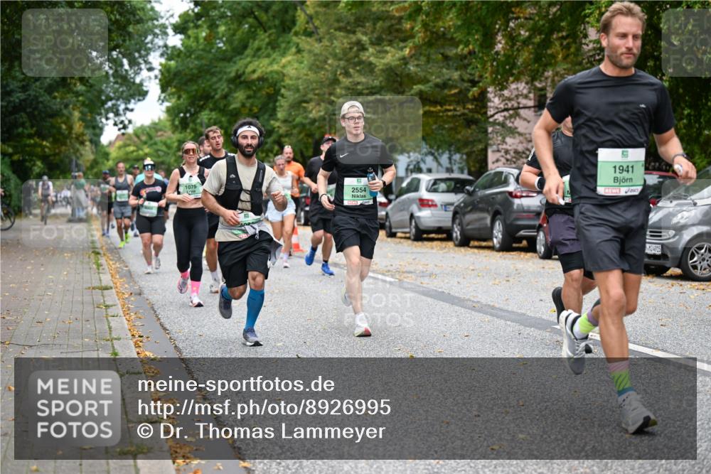 21.09.2025 - PSD Bank Halbmarathon Dr. Thomas Lammeyer http://msf.ph/oto/8926995 21.09.2025 10:46:24 Laufen 1075, 2554, 1941, 4915 meine-sportfotos.de