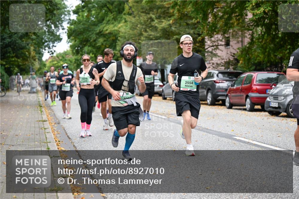 21.09.2025 - PSD Bank Halbmarathon Dr. Thomas Lammeyer http://msf.ph/oto/8927010 21.09.2025 10:46:25 Laufen 1075, 103, 3467, 2554 meine-sportfotos.de