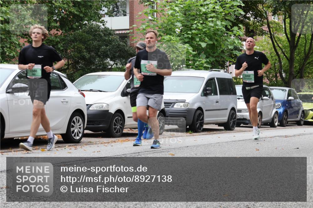 21.09.2025 - PSD Bank Halbmarathon Luisa Fischer http://msf.ph/oto/8927138 21.09.2025 11:33:00 Laufen 2386, 3418, 2202 meine-sportfotos.de