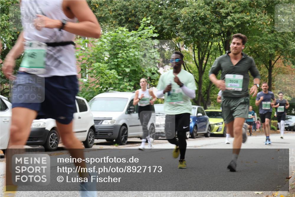21.09.2025 - PSD Bank Halbmarathon Luisa Fischer http://msf.ph/oto/8927173 21.09.2025 11:33:07 Laufen 6418, 3828 meine-sportfotos.de
