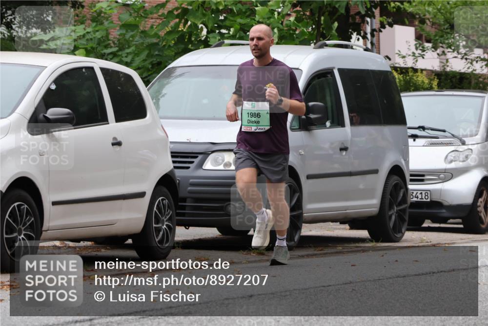 21.09.2025 - PSD Bank Halbmarathon Luisa Fischer http://msf.ph/oto/8927207 21.09.2025 11:33:20 Laufen 1986, 3418 meine-sportfotos.de