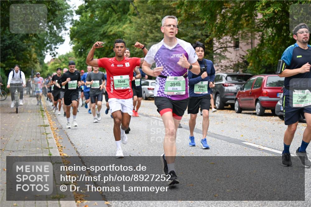 21.09.2025 - PSD Bank Halbmarathon Dr. Thomas Lammeyer http://msf.ph/oto/8927252 21.09.2025 10:46:40 Laufen 2745, 2670, 1046, 3948, 2994, 306 meine-sportfotos.de