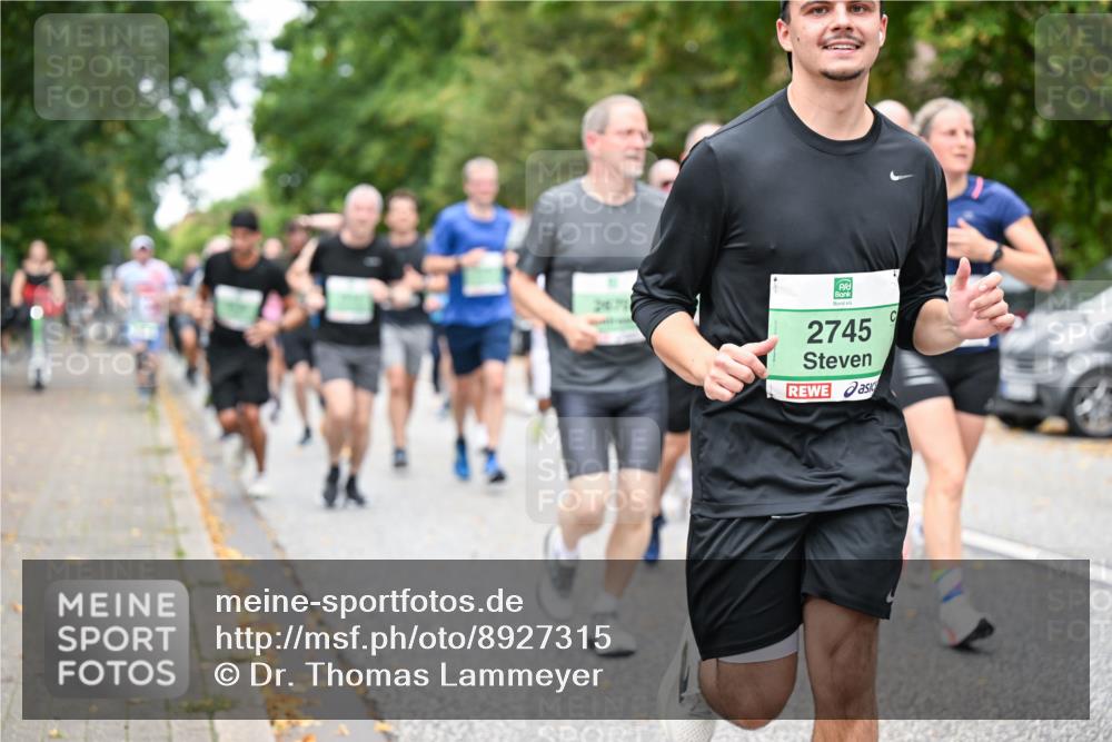 21.09.2025 - PSD Bank Halbmarathon Dr. Thomas Lammeyer http://msf.ph/oto/8927315 21.09.2025 10:46:44 Laufen 24, 71, 2745 meine-sportfotos.de