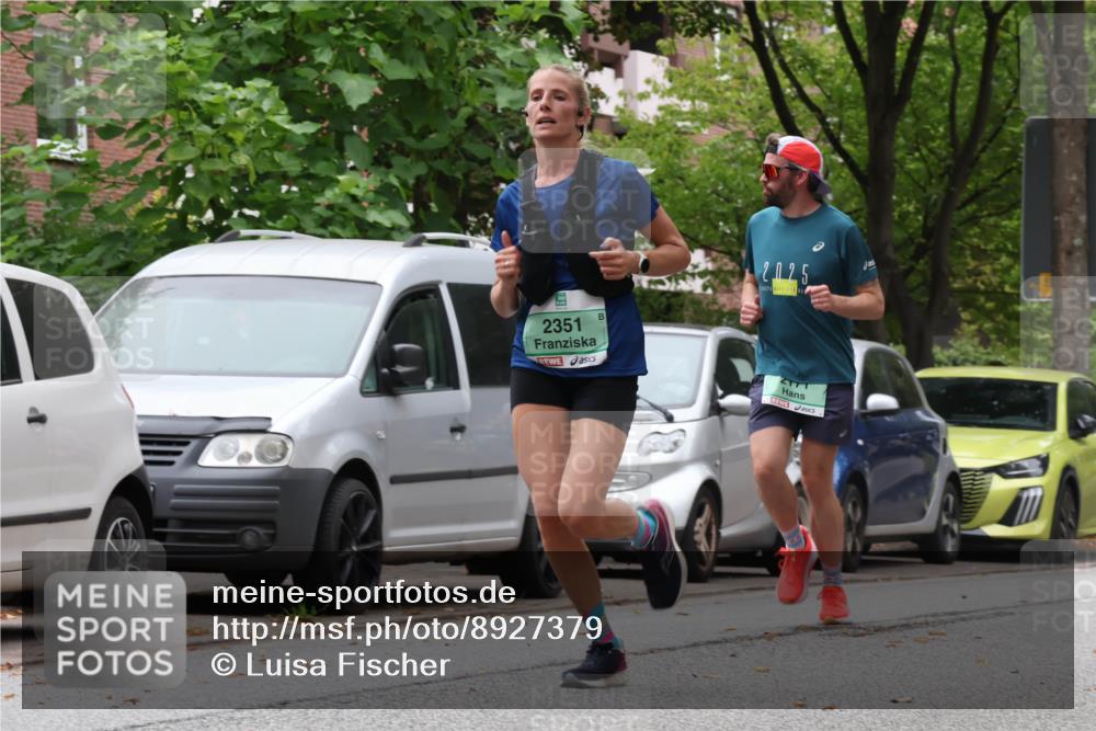 21.09.2025 - PSD Bank Halbmarathon Luisa Fischer http://msf.ph/oto/8927379 21.09.2025 11:34:17 Laufen 2, 025, 2351, 2171 meine-sportfotos.de