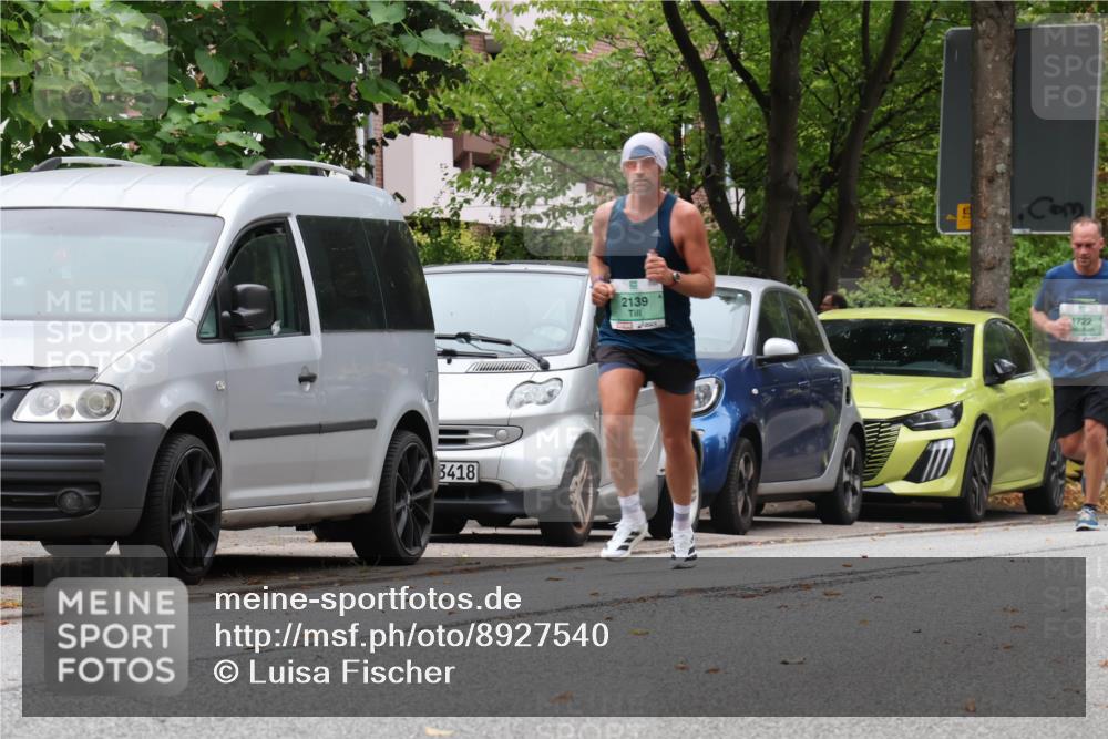 21.09.2025 - PSD Bank Halbmarathon Luisa Fischer http://msf.ph/oto/8927540 21.09.2025 11:35:08 Laufen 3418, 2139, 1722 meine-sportfotos.de