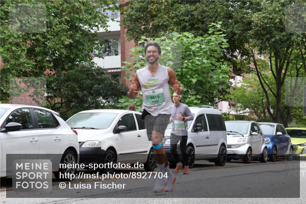 21.09.2025 - PSD Bank Halbmarathon Luisa Fischer http://msf.ph/oto/8927704 21.09.2025 11:36:04 Laufen 2919, 2725, 8418 meine-sportfotos.de