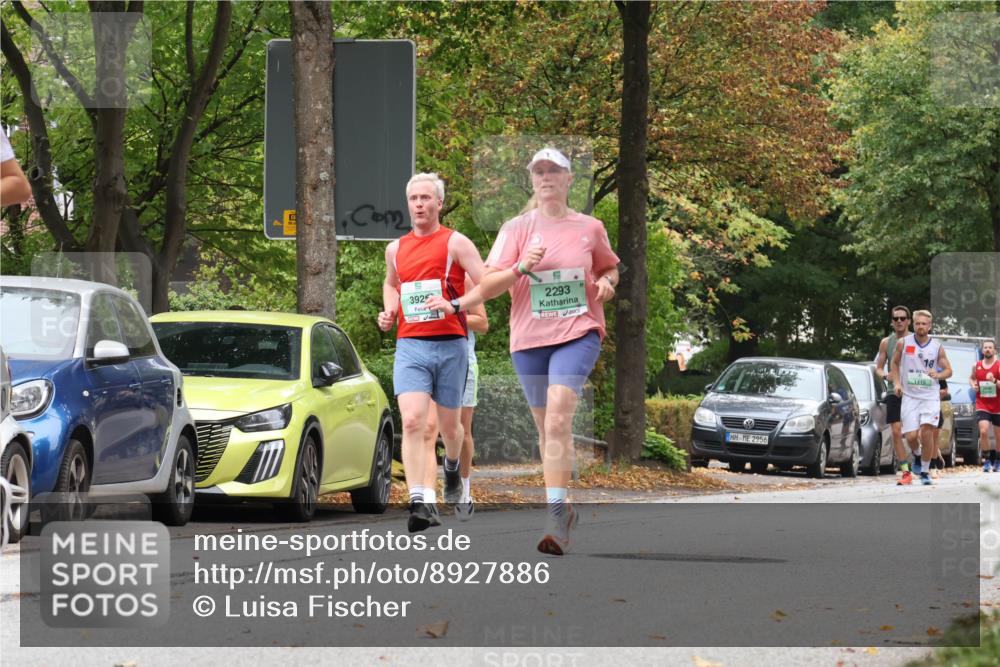 21.09.2025 - PSD Bank Halbmarathon Luisa Fischer http://msf.ph/oto/8927886 21.09.2025 11:37:09 Laufen 392, 2293, 2956, 1415, 18 meine-sportfotos.de