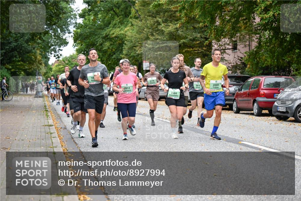 21.09.2025 - PSD Bank Halbmarathon Dr. Thomas Lammeyer http://msf.ph/oto/8927994 21.09.2025 10:47:32 Laufen 16, 3176, 2914, 2484, 3814, 2223, 4915 meine-sportfotos.de