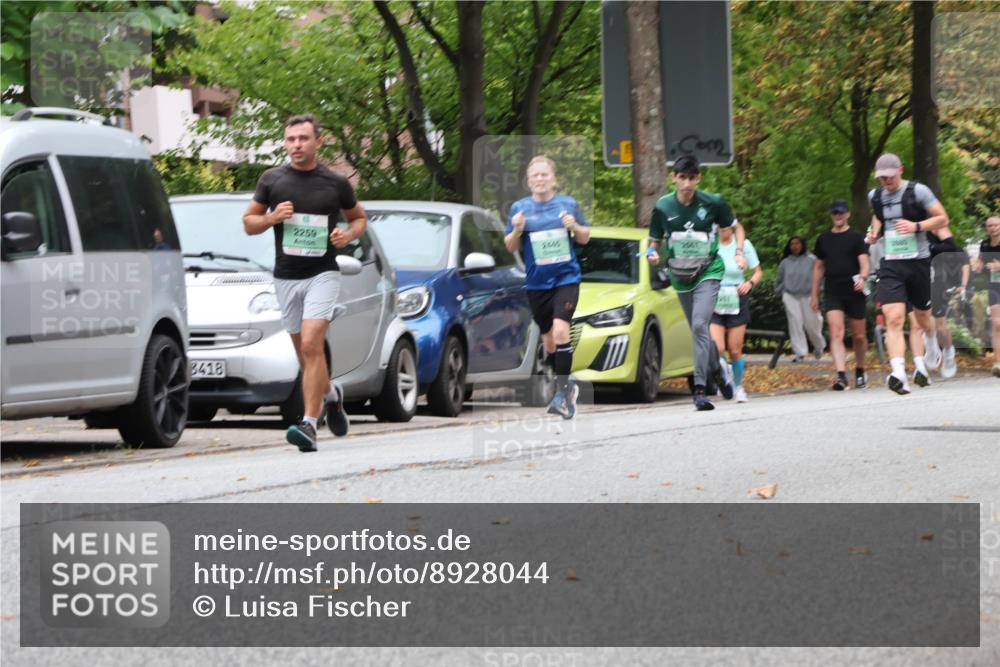 21.09.2025 - PSD Bank Halbmarathon Luisa Fischer http://msf.ph/oto/8928044 21.09.2025 11:37:48 Laufen 3418, 2258, 2567, 7 meine-sportfotos.de