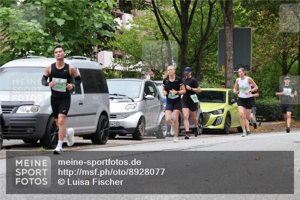 21.09.2025 - PSD Bank Halbmarathon Luisa Fischer http://msf.ph/oto/8928077 21.09.2025 11:37:55 Laufen 2993, 3418, 2214, 2421 meine-sportfotos.de