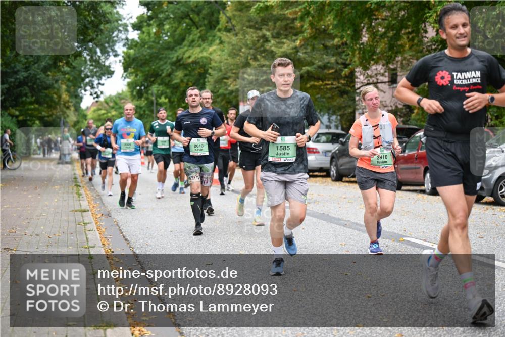 21.09.2025 - PSD Bank Halbmarathon Dr. Thomas Lammeyer http://msf.ph/oto/8928093 21.09.2025 10:47:41 Laufen 2613, 1585, 3910 meine-sportfotos.de