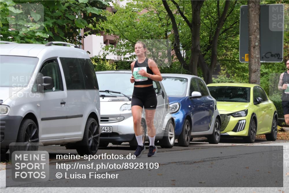 21.09.2025 - PSD Bank Halbmarathon Luisa Fischer http://msf.ph/oto/8928109 21.09.2025 11:38:02 Laufen 3418, 2 meine-sportfotos.de