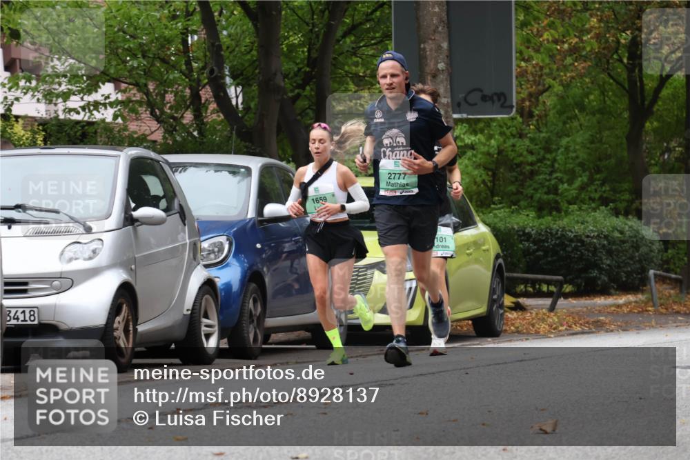 21.09.2025 - PSD Bank Halbmarathon Luisa Fischer http://msf.ph/oto/8928137 21.09.2025 11:38:09 Laufen 3418, 1659, 2777, 101 meine-sportfotos.de