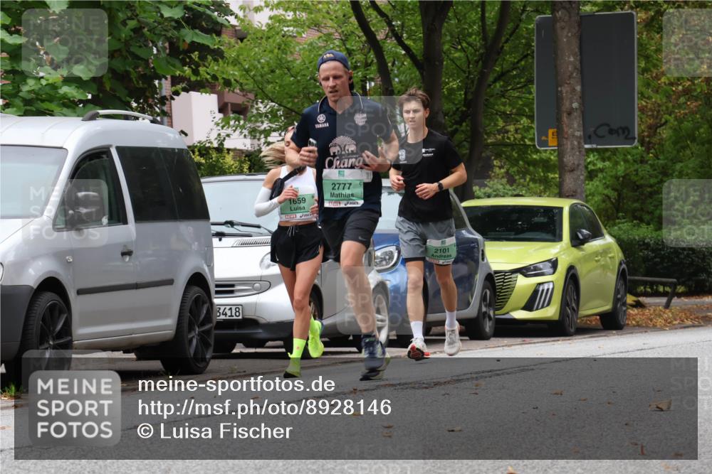 21.09.2025 - PSD Bank Halbmarathon Luisa Fischer http://msf.ph/oto/8928146 21.09.2025 11:38:11 Laufen 3418, 1659, 2777, 2101 meine-sportfotos.de