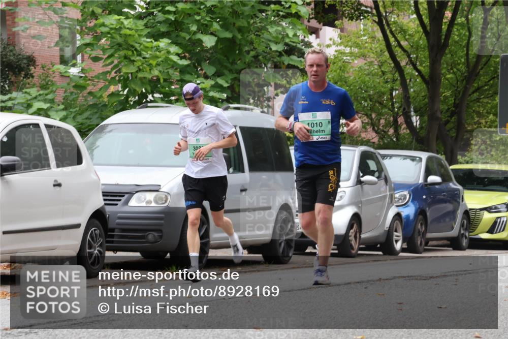 21.09.2025 - PSD Bank Halbmarathon Luisa Fischer http://msf.ph/oto/8928169 21.09.2025 11:38:19 Laufen 300, 1010, 3 meine-sportfotos.de
