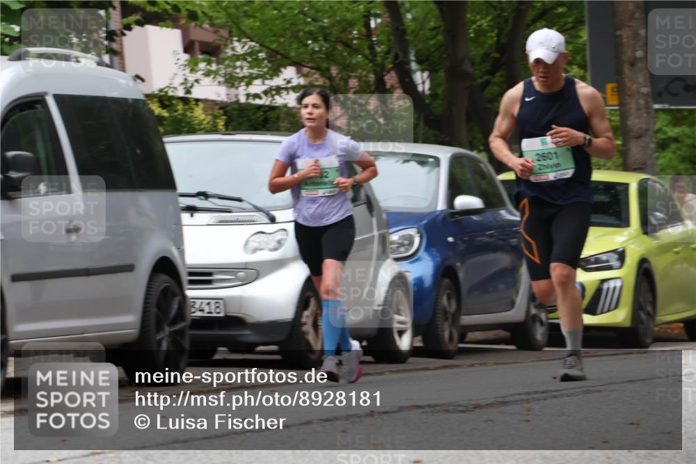 21.09.2025 - PSD Bank Halbmarathon Luisa Fischer http://msf.ph/oto/8928181 21.09.2025 11:38:22 Laufen 3418, 2601 meine-sportfotos.de