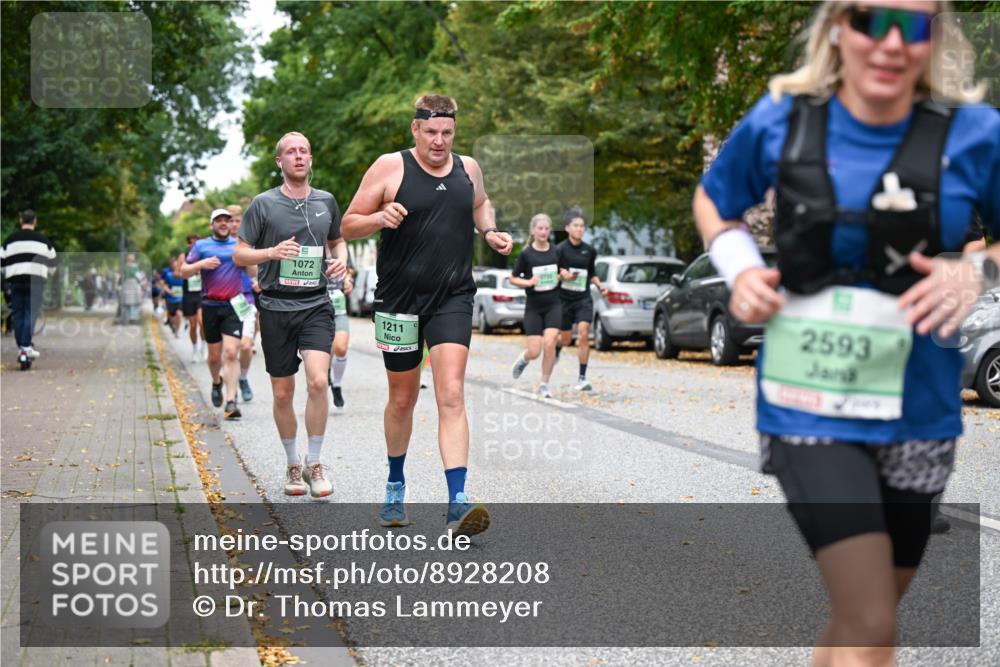 21.09.2025 - PSD Bank Halbmarathon Dr. Thomas Lammeyer http://msf.ph/oto/8928208 21.09.2025 10:47:48 Laufen 1072, 1211, 2593 meine-sportfotos.de