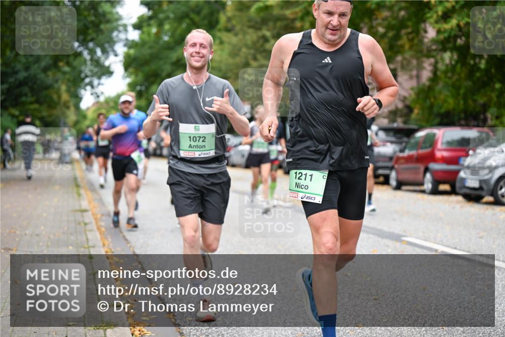 21.09.2025 - PSD Bank Halbmarathon Dr. Thomas Lammeyer http://msf.ph/oto/8928234 21.09.2025 10:47:49 Laufen 1072, 1211 meine-sportfotos.de