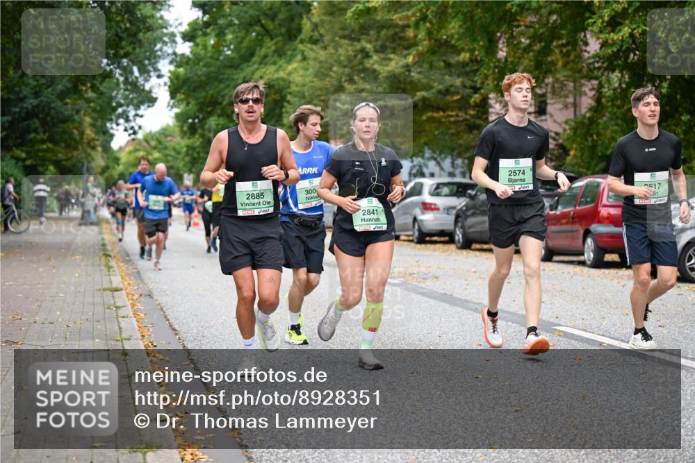 21.09.2025 - PSD Bank Halbmarathon Dr. Thomas Lammeyer http://msf.ph/oto/8928351 21.09.2025 10:47:56 Laufen 2885, 300, 2841, 2574, 517 meine-sportfotos.de