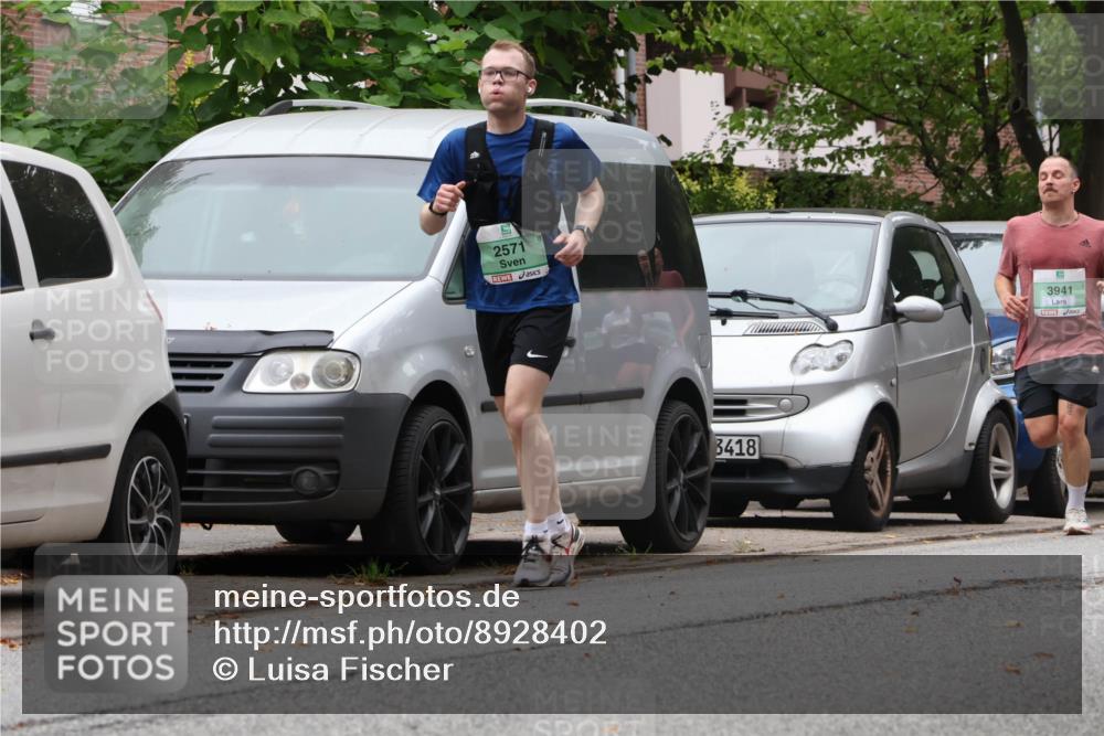 21.09.2025 - PSD Bank Halbmarathon Luisa Fischer http://msf.ph/oto/8928402 21.09.2025 11:39:06 Laufen 2571, 3418, 3941 meine-sportfotos.de