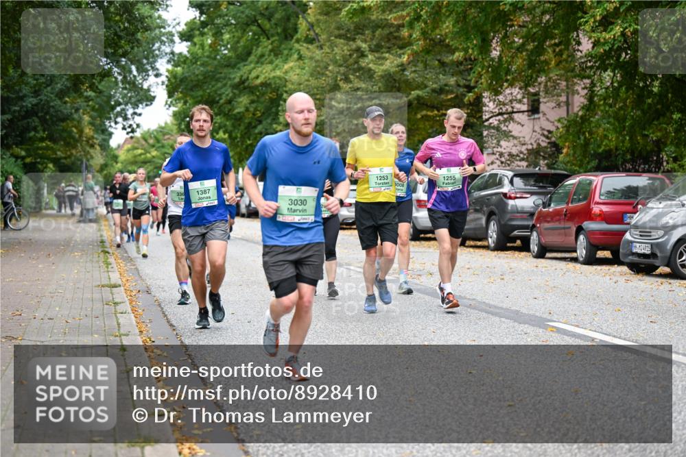 21.09.2025 - PSD Bank Halbmarathon Dr. Thomas Lammeyer http://msf.ph/oto/8928410 21.09.2025 10:48:01 Laufen 336, 1387, 3030, 1253, 1255, 3008, 4915 meine-sportfotos.de