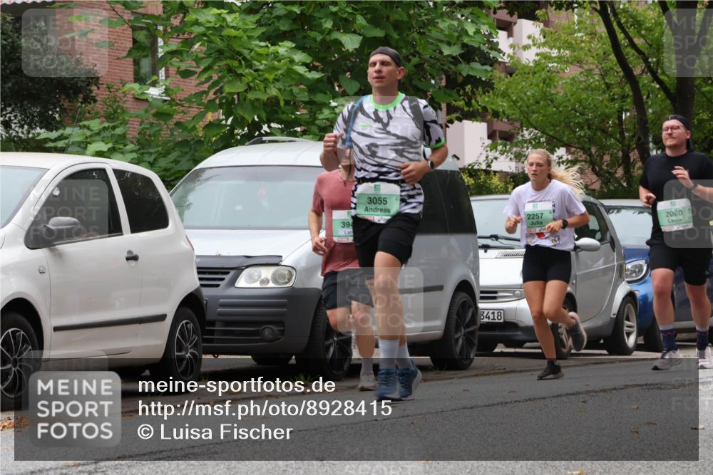 21.09.2025 - PSD Bank Halbmarathon Luisa Fischer http://msf.ph/oto/8928415 21.09.2025 11:39:08 Laufen 394, 3055, 2257, 3418, 2060 meine-sportfotos.de