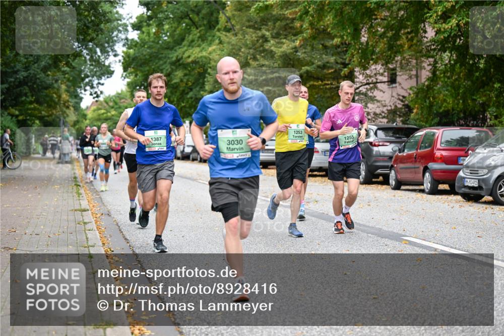 21.09.2025 - PSD Bank Halbmarathon Dr. Thomas Lammeyer http://msf.ph/oto/8928416 21.09.2025 10:48:01 Laufen 1387, 3030, 1253, 1255, 4915 meine-sportfotos.de