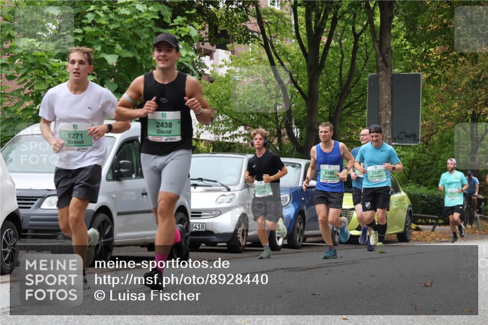 21.09.2025 - PSD Bank Halbmarathon Luisa Fischer http://msf.ph/oto/8928440 21.09.2025 11:39:14 Laufen 1271, 2438, 3418, 2376, 2480, 2527, 2934 meine-sportfotos.de
