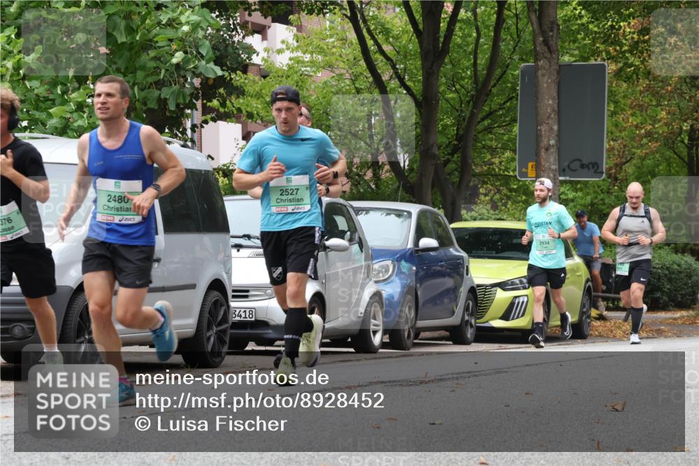 21.09.2025 - PSD Bank Halbmarathon Luisa Fischer http://msf.ph/oto/8928452 21.09.2025 11:39:16 Laufen 376, 2480, 2527, 3418, 2934 meine-sportfotos.de