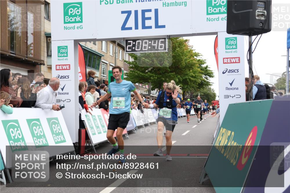21.09.2025 - PSD Bank Halbmarathon Strokosch-Dieckow http://msf.ph/oto/8928461 21.09.2025 12:08:09 Ziel 2593, 2883, 2972, 3108, 3439, 3505 meine-sportfotos.de